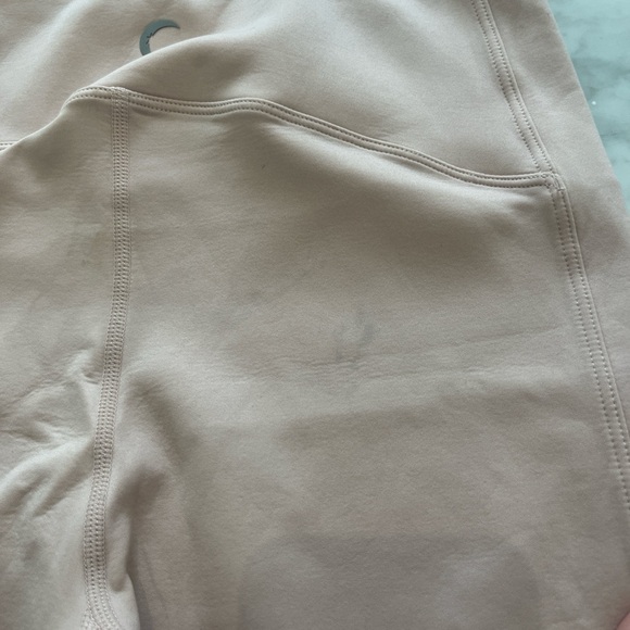 ZYIA super soft Blush Pink Leggings and Top Set. Small stain on bum shown in pic - Picture 2 of 6